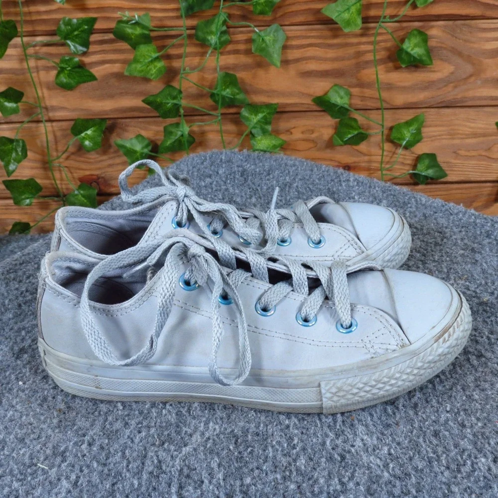 Converse Chuck Taylor All Star Low‎ Top Unisex Kids Casual Shoe Size 13 Leather